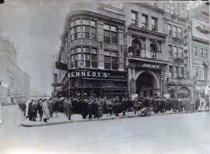 Empire Theatre a principios del siglo XX. Imagen procedente de New York Public Library