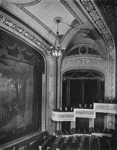Interior del Plymouth Theatre en diciembre de 1918. Imagen procedente de Wikipedia.