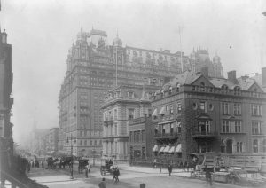 Waldorf-Astoria Hotel a principios del siglo XX. Imagen procedente de Wikipedia.