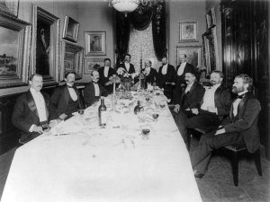 Cena en uno de los salones del hotel en abril de 1898. Imagen procedente de Library of Congress.