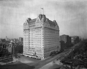 Plaza Hotel hacia 1910. Imagen procedente de Library of Congress.