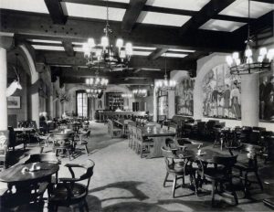 Interior del Yale Club a principios del siglo XX. Imagen procedente de New York Public Library. 