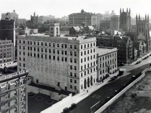 Claremont Avenue en 1932. Imagen procedente de New York Public Library. 