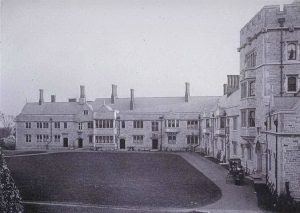 Stafford Little Hall en 1899. Imagen procedente de Princeton University Archives.